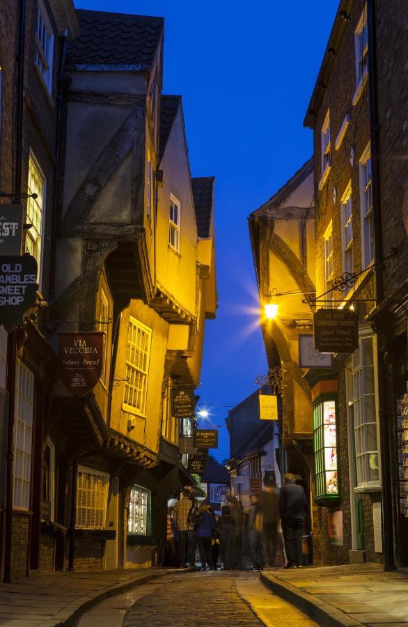 Holiday Homes In York Bagian luar foto