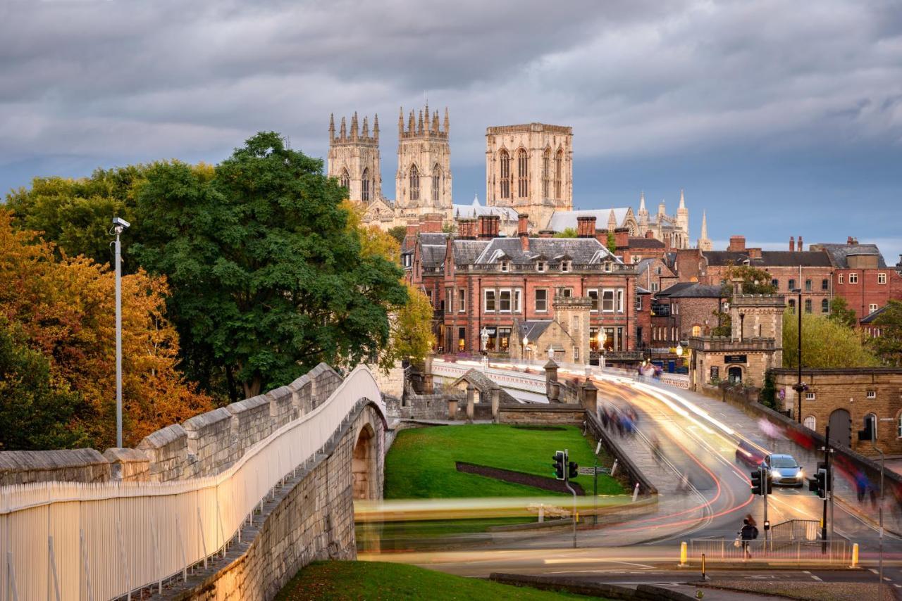 Holiday Homes In York Bagian luar foto